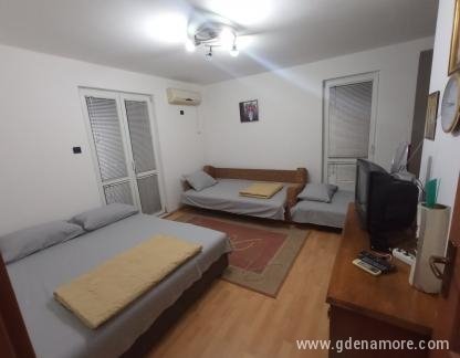 Bi&Bo Apartment, Bi&Bo Apartment 2 , privatni smeštaj u mestu Budva, Crna Gora - IMG-d433d241d162720036c1ddc13e58a29c-V